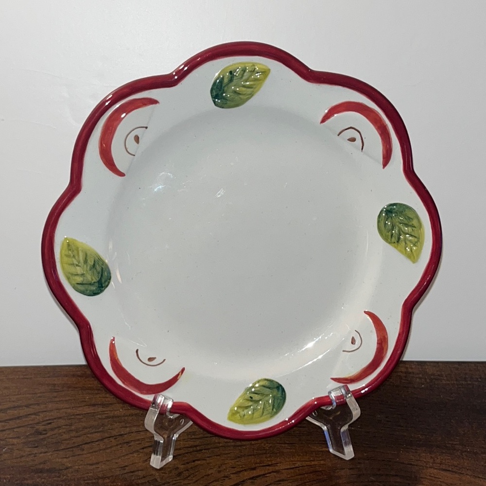Yankee Candle Ceramic Embossed Apple Pillar Candle Holder Trivet Plate